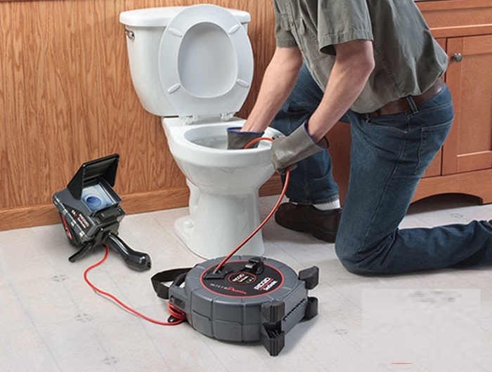 dây thông tắc bồn cầu