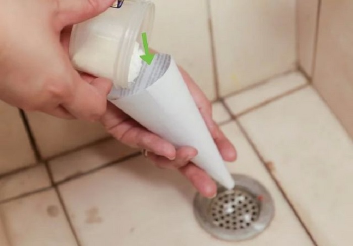 Thông cống tắc bằng hóa chất chuyên dụng thông tắc cống tại nhà