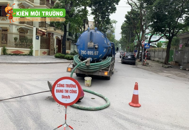 hút bể phốt tại mê linh