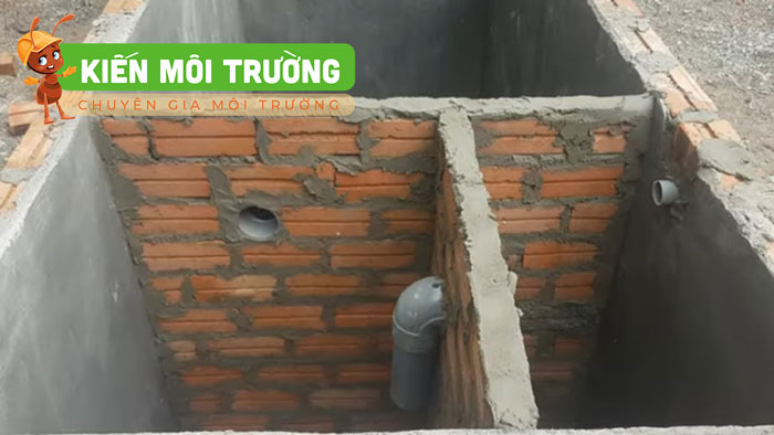 Ống thông giữa các ngăn trong hệ thống của bể phốt cách lắp ống bể phốt