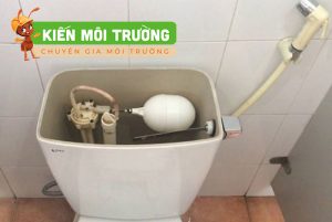 bồn cầu không có nước