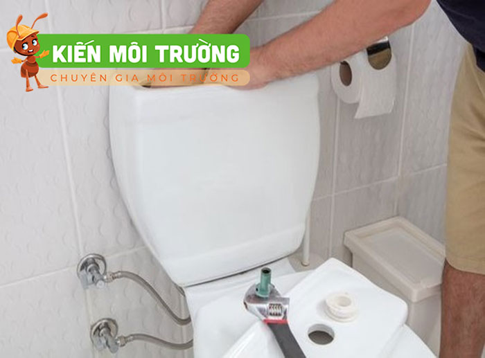 Cách xử lý bồn cầu bị tụt nước do phao bồn cầu Cách xử lý bồn cầu bị tụt nước do phao bồn cầu