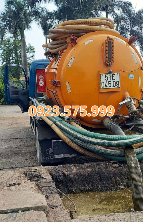 Hút bể phốt tại Nguyễn Xiển