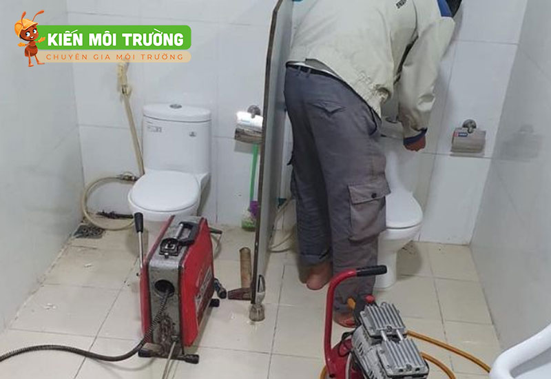 Thông tắc bồn cầu tại Việt Trì