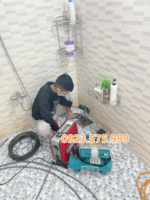 thông tắc cống tại Tây Hồ