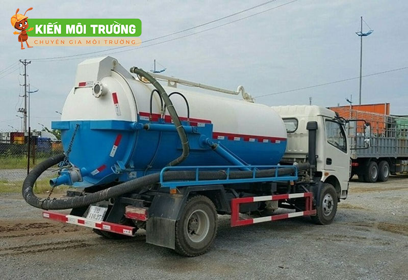 vận chuyển bùn vi sinh