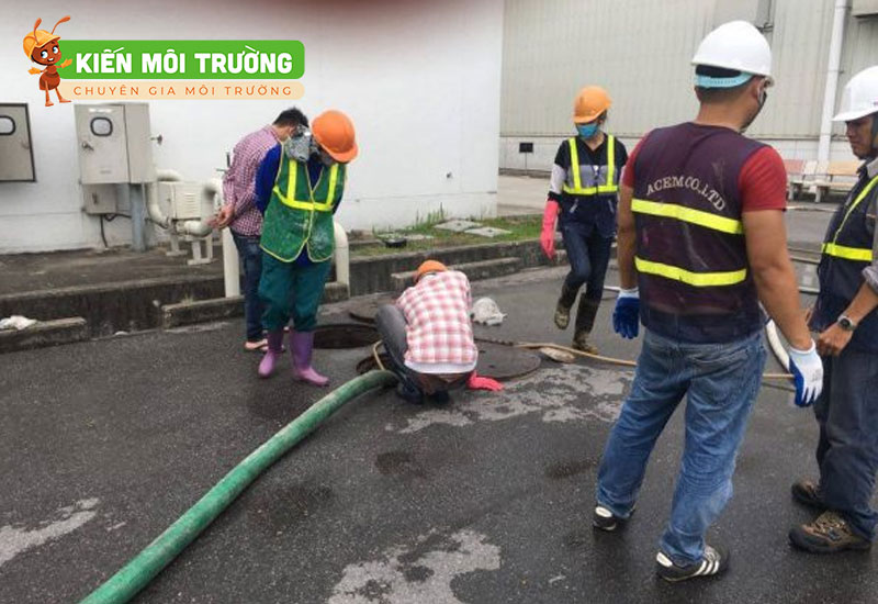 Thông tắc cống tại Ecopark