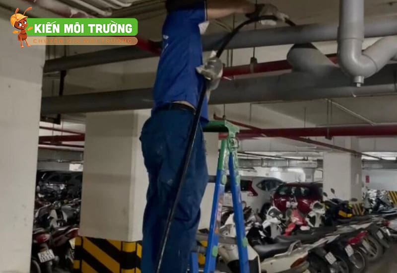 Thông tắc cống tại khu đô thị Ciputra