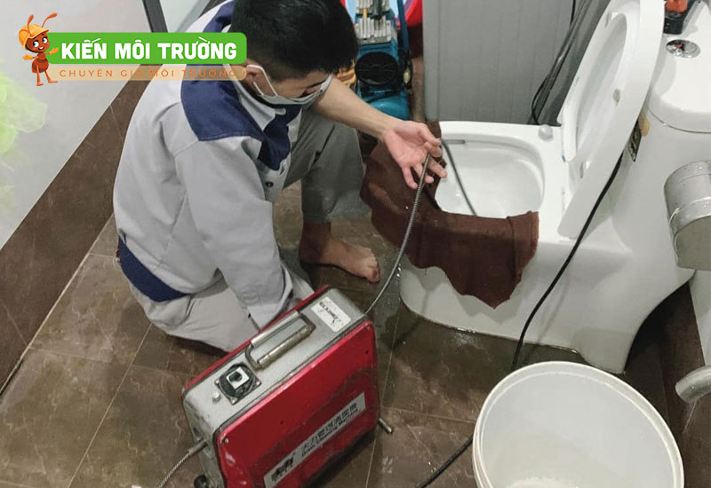 Sử dụng phương pháp hiện đại để thông tắc triệt để