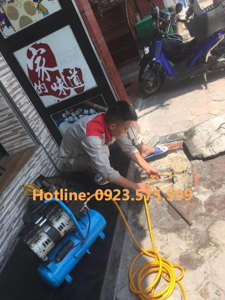 Thông tắc cống tại KĐT Việt Hưng