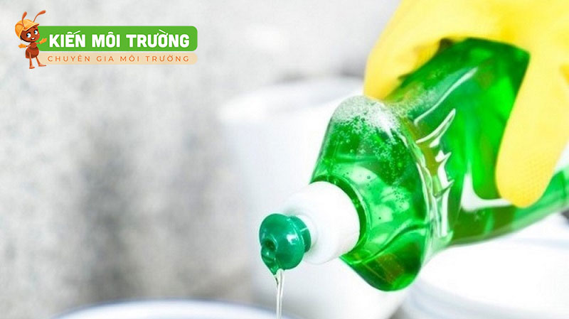 ống thoát nước bị trào ngược