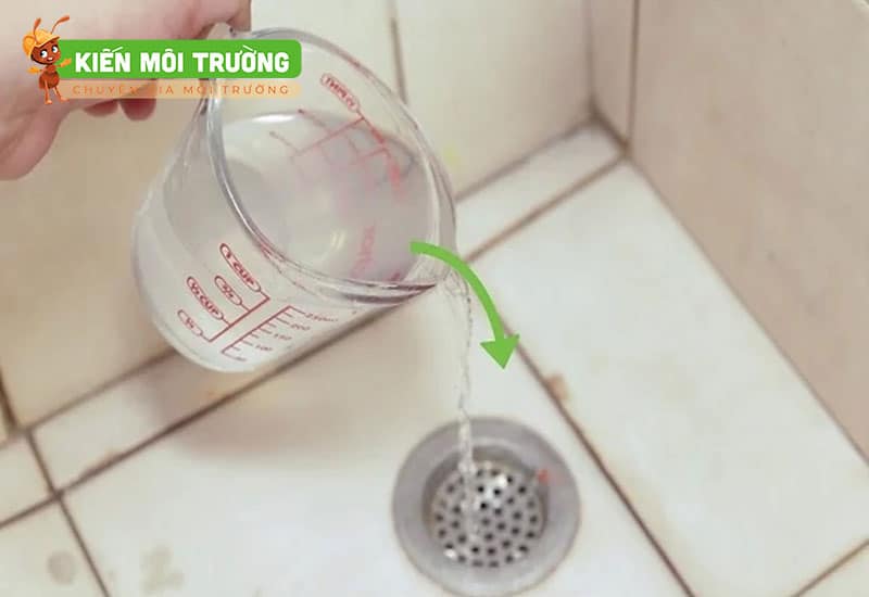 khử mùi hôi cống trong nhà vệ sinh