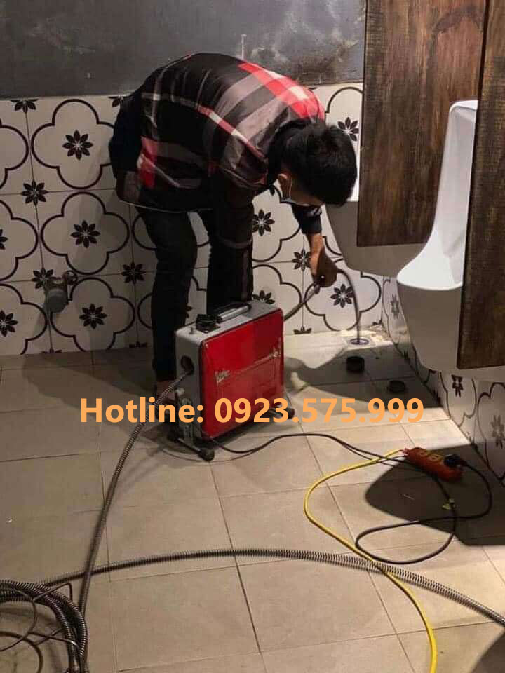 Xử lý mùi hôi nhà vệ sinh tại Hà Đông