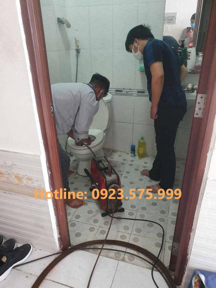 Xử lý mùi hôi nhà vệ sinh tại Hà Nội